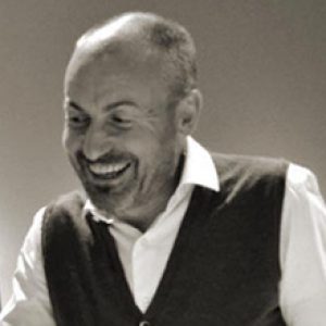 ناتالينو مالاسورتي المؤسس المشارك والمدير الفني لدار CEA Design