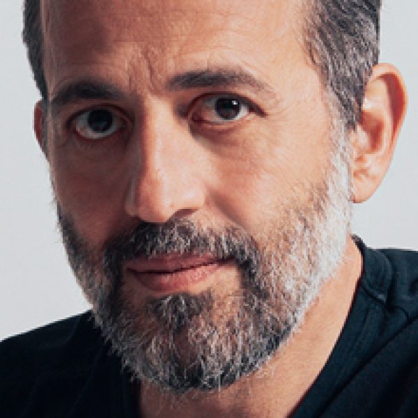 خزف Mutina من تصميم Michael Anastassiades في بهو استقبال