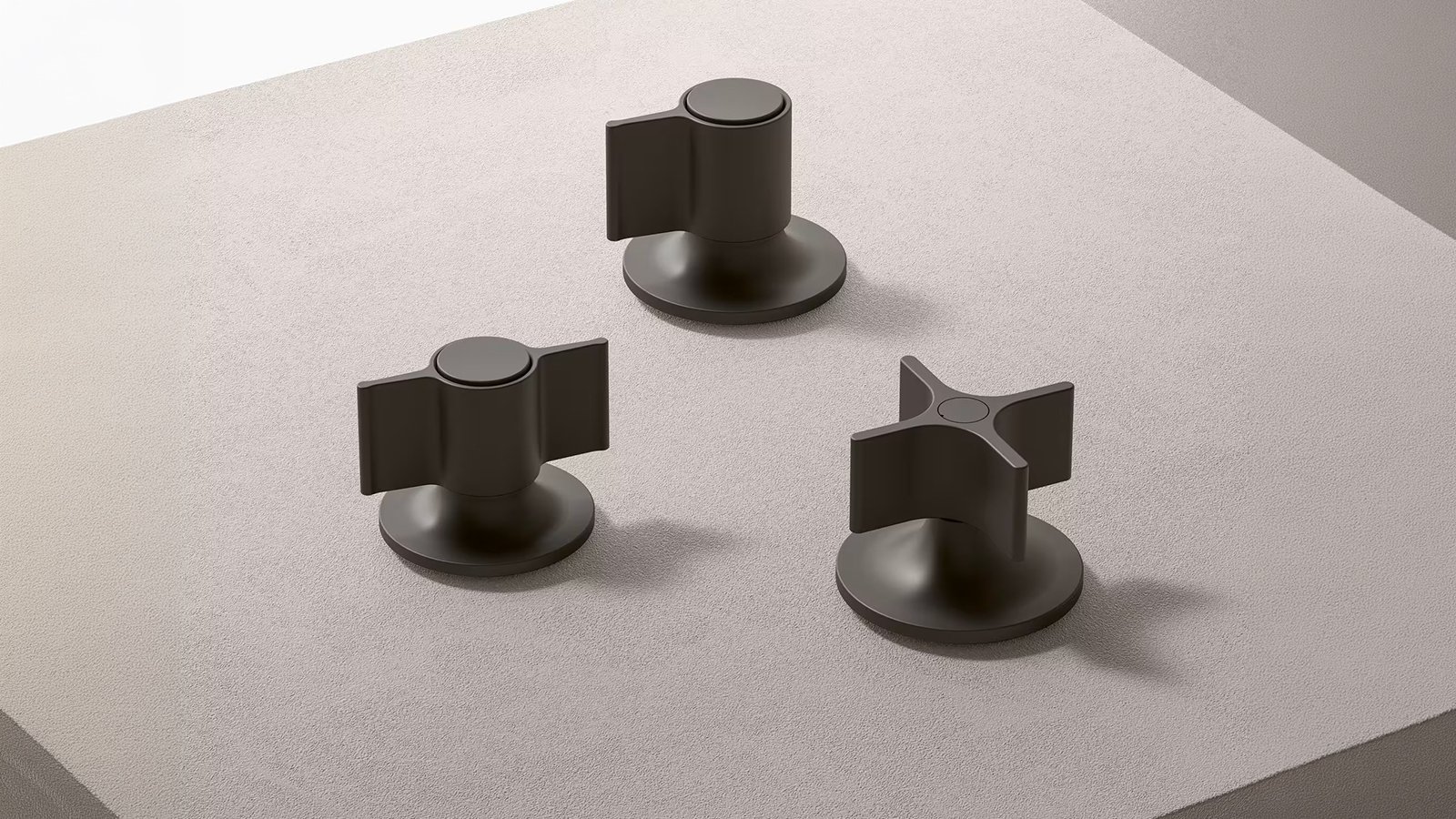 صنابير تصميم إيطالية: طقم Flora بمقبضين بجناحين بتشطيب Polished Nickel