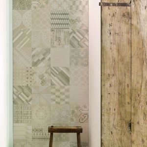 جدار باتشوورك من بلاط Azulej Grigio combination من Mutina