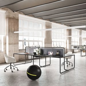 سطح Fenix بلون أزرق فاس على مكتب Itube من Alea