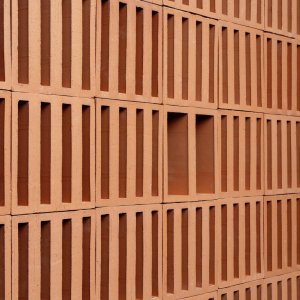جدار مخرّم Tally من Mutina بتصميم مايكل أنستاسيادس
