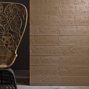 تفصيلة خامة Bas-Relief Garland من Mutina