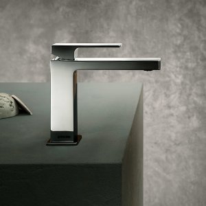 عيّنة تشطيب Matt British Gold PVD لمجموعة Mint من Fantini