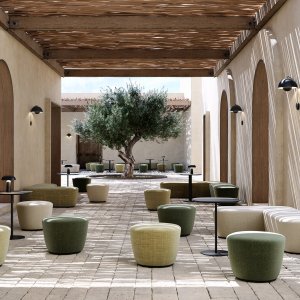 كرسي Radar Lounge في بهو فندق