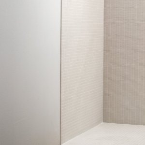 جدار خارجي بـ Phenomenon المطفي
