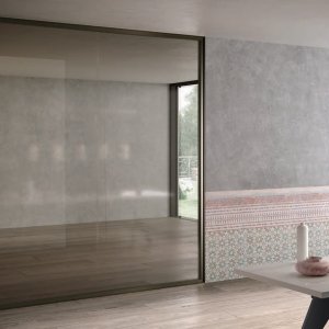 وحدة Giano بدرج كامل السحب على قاطع Simple Bold