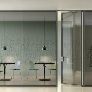 لوح زجاج مزخرف من نظام Simple Bold لدى Luconi