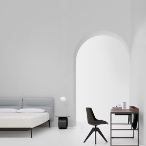 سطح Fenix أسود مطفي على مكتب 20.Venti