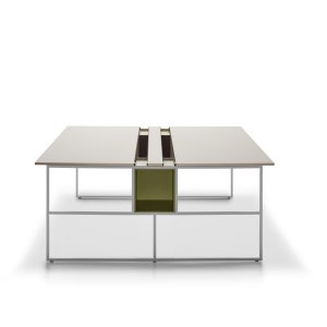 محطة عمل مرتفعة من نظام 20.Venti بتصميم 967arch