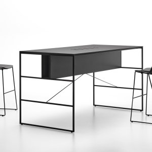 محطة عمل ثنائية من نظام 20.Venti لدى MDF Italia