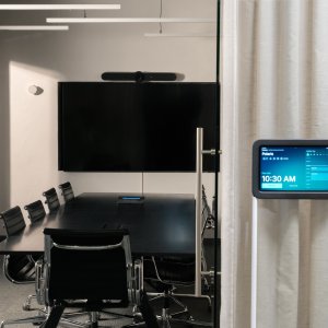 Framery Six كقاعة اجتماعات في مكتب مفتوح