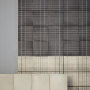 تنسيق درجة على درجة من Aurore Light Blue السادة و Grid L