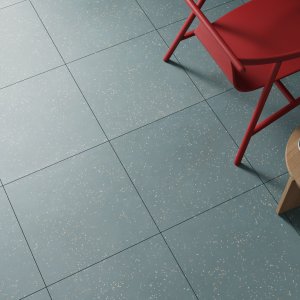 دُش مكسو بكامله ببلاط Primavera Blu من Mutina
