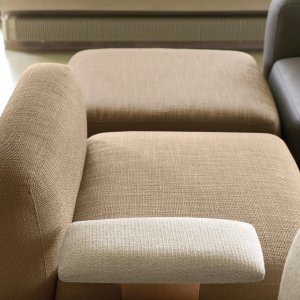 وسادة قطنية مستندة إلى ظهر وحدة One Hundred