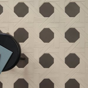 قاعة اجتماعات بأرضية Weaving من Mutina